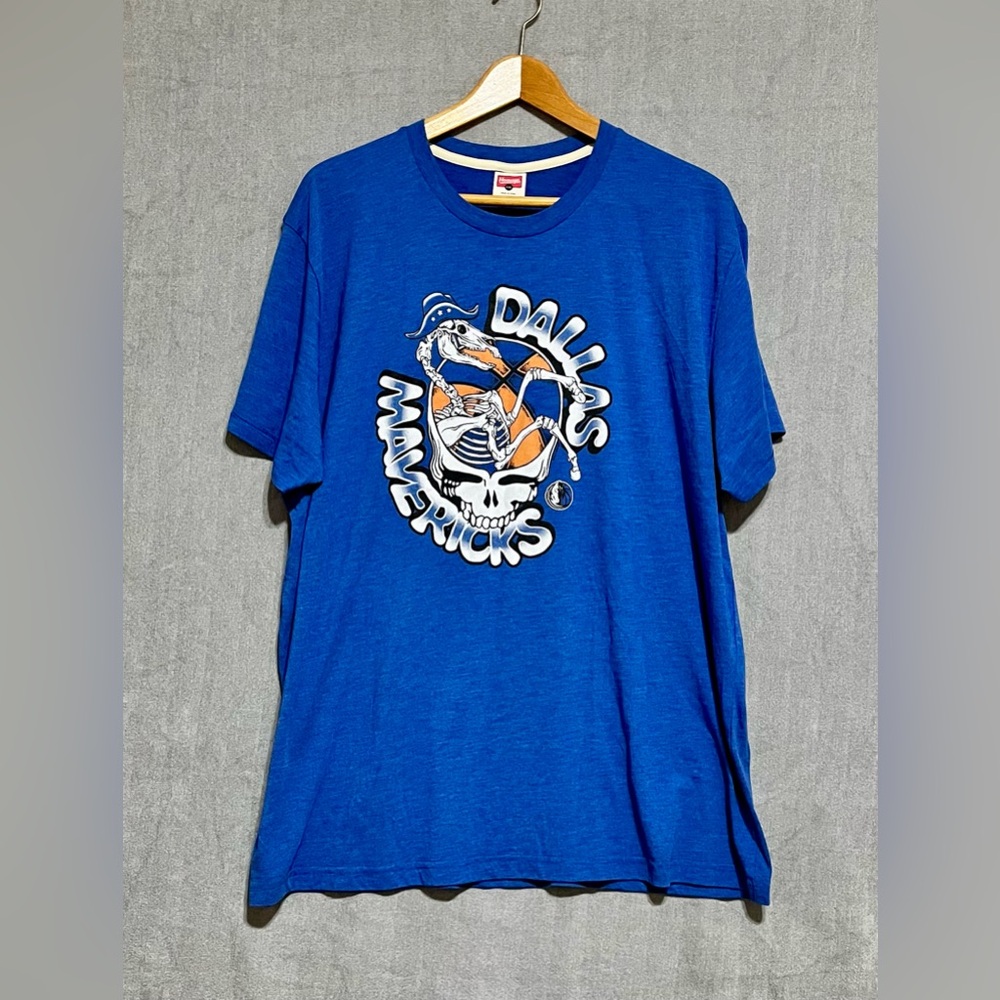 HOMAGE Blue NBA Dallas Mavericks x Grateful Dead Collaboration Graphic Tee - Picture 8 of 8